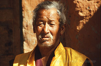 Jhong Dzong 47 h220